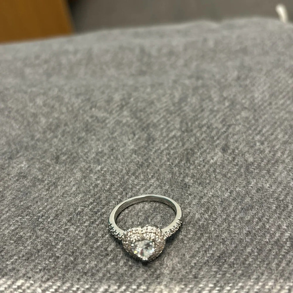 Silver Tone Fashion Engagement Style pear heart shape Ring Size 8.5 - Picture 6 of 8